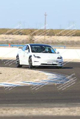 media/Nov-08-2025-Speed Ventures (Sat) [[1c7a6332f5]]/TC A/Session 3 (Turn 3)/